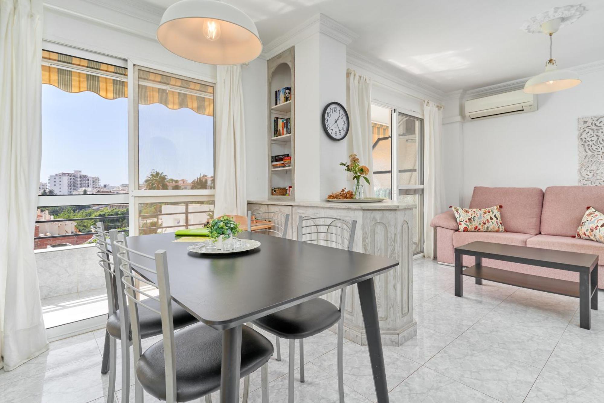 Hawaii 1St Floor Burriana, Nerja Apartment Екстериор снимка