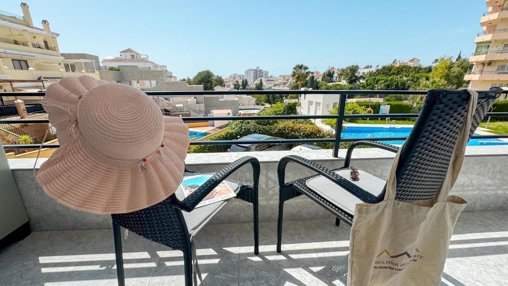 Hawaii 1St Floor Burriana, Nerja Apartment Екстериор снимка