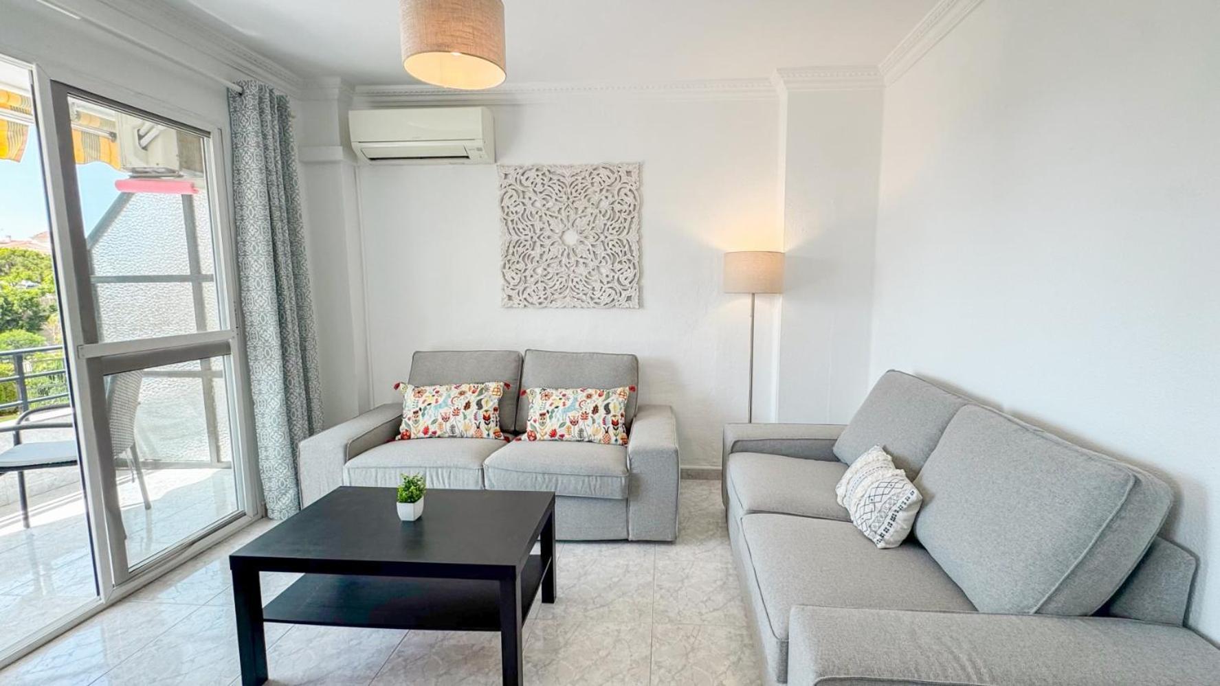 Hawaii 1St Floor Burriana, Nerja Apartment Екстериор снимка