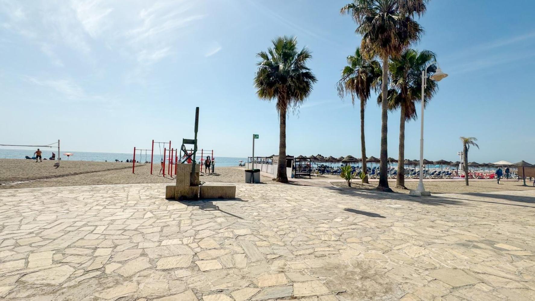 Hawaii 1St Floor Burriana, Nerja Apartment Екстериор снимка